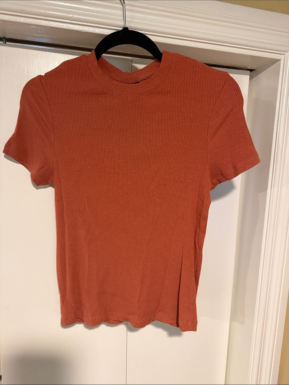 Prana Wonen’s Short-Sleeve Ribbed Tee - Rust size M